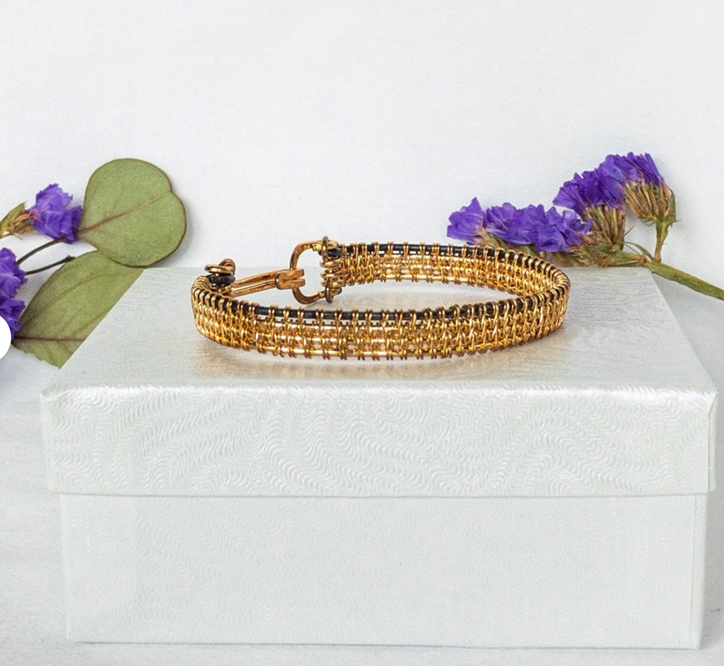 Vintage 18K Gold Woven Bracelet, 7.25” Long – Alpha & Omega Jewelry